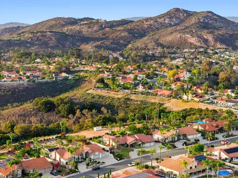 View/Area - 12834 Rockwell, Poway, CA 92064 photo 10 of 13