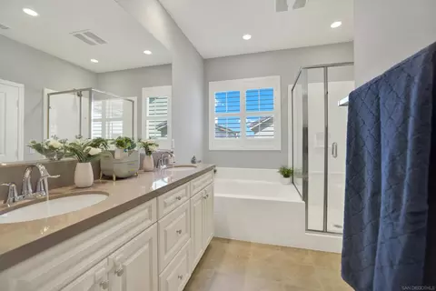 Bath - 8511 Yucca St, Santee, CA 92071 photo 5 of 8
