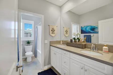Bath - 8511 Yucca St, Santee, CA 92071 photo 2 of 8