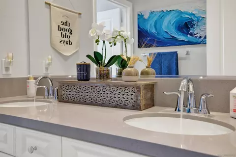 Bath - 8511 Yucca St, Santee, CA 92071 photo 3 of 8