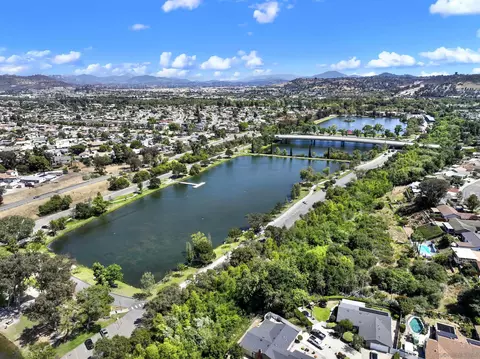 View/Area - 8511 Yucca St, Santee, CA 92071 photo 9 of 14