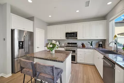 Kitchen - 8511 Yucca St, Santee, CA 92071 photo 2 of 3
