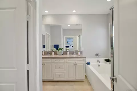 Bath - 8511 Yucca St, Santee, CA 92071 photo 6 of 8