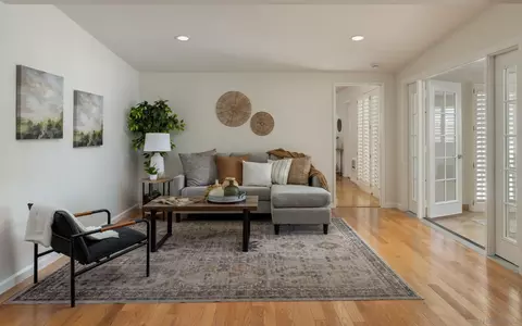 4549 Lyric Ln, San Diego, CA 92117