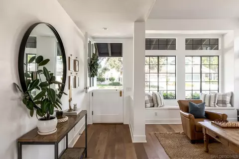 Entry Way - 2253 Lagoon Vw, Cardiff, CA 92007 photo 1 of 1