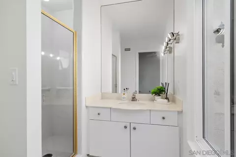 Bath - 8233 Caminito Maritimo, La Jolla, CA 92037 photo 2 of 2