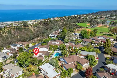 View/Area - 8233 Caminito Maritimo, La Jolla, CA 92037 photo 3 of 3
