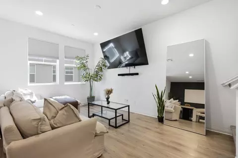 Living - 2815 Clary St, Spring Valley, CA 91977 photo 1 of 3