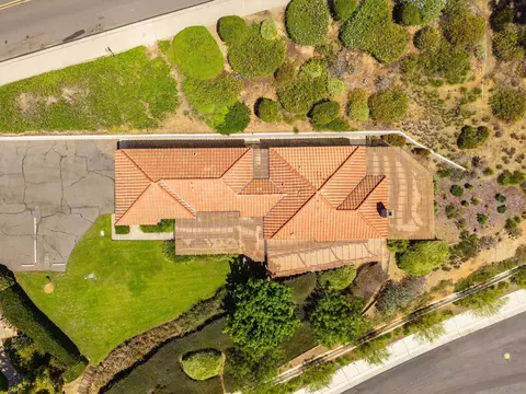 View/Area - 1301 Gary Ln, Escondido, CA 92026 photo 2 of 7