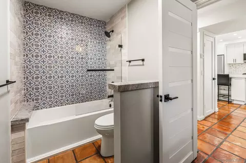 Bath - 1301 Gary Ln, Escondido, CA 92026 photo 4 of 4
