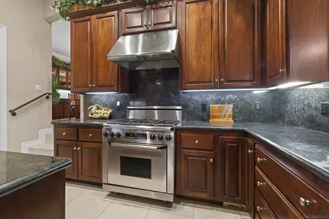 Kitchen - 1695 Grove Rd, El Cajon, CA 92020 photo 2 of 3