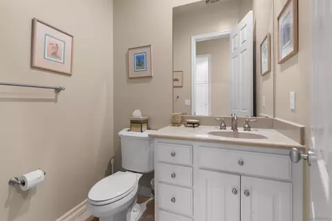 Bath - 1695 Grove Rd, El Cajon, CA 92020 photo 5 of 6