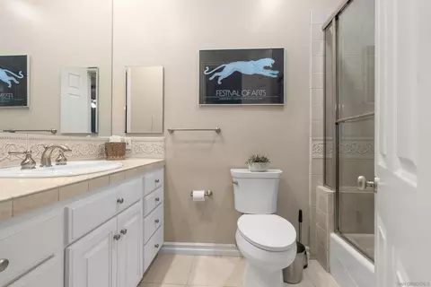 Bath - 1695 Grove Rd, El Cajon, CA 92020 photo 3 of 6
