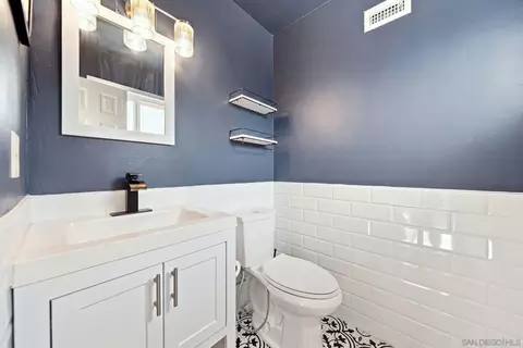 Bath - 13749 Ridge Hill Rd, El Cajon, CA 92021 photo 2 of 2