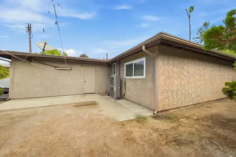 Exterior - 13749 Ridge Hill Rd, El Cajon, CA 92021 photo 6 of 7