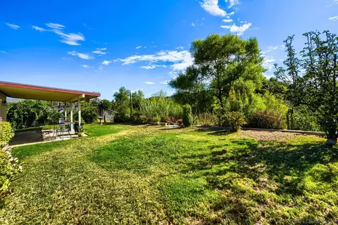 Exterior - 9959 Pebble Beach Dr, Santee, CA 92071 photo 4 of 7