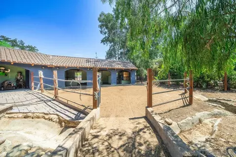 Exterior - 15625 Mussey Grade Rd, Ramona, CA 92065 photo 8 of 13