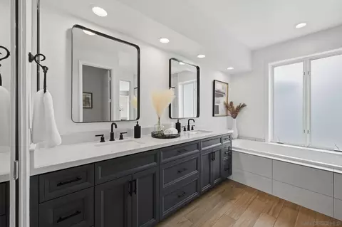 Bath - 17121 Woodson View Ln, Ramona, CA 92065 photo 1 of 5