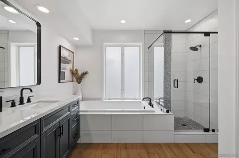 Bath - 17121 Woodson View Ln, Ramona, CA 92065 photo 2 of 5