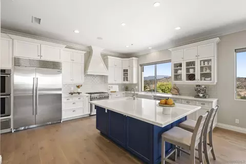 Kitchen - 3026 Via Loma, Fallbrook, CA 92028 photo 1 of 5