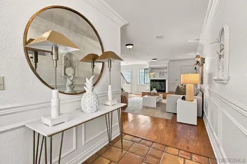 Entry Way - 1630 Miguel Ave, Coronado, CA 92118 photo 2 of 3