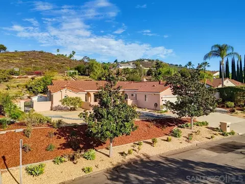 View/Area - 14326 Sandhill Rd, Poway, CA 92064 photo 8 of 9