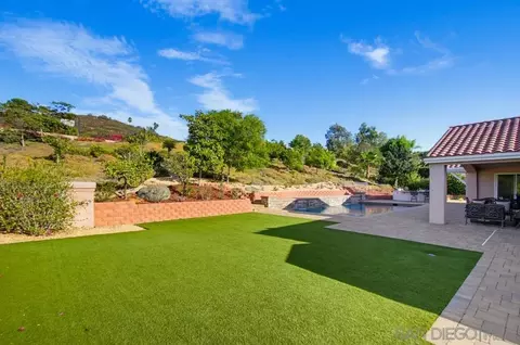 Exterior - 14326 Sandhill Rd, Poway, CA 92064 photo 9 of 20
