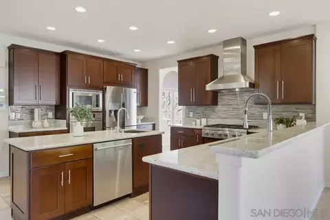 Kitchen - 14326 Sandhill Rd, Poway, CA 92064 photo 2 of 5
