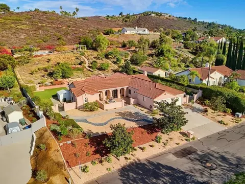 View/Area - 14326 Sandhill Rd, Poway, CA 92064 photo 3 of 9