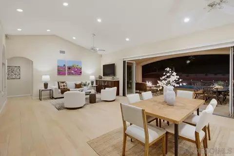 Dining - 14326 Sandhill Rd, Poway, CA 92064 photo 3 of 6