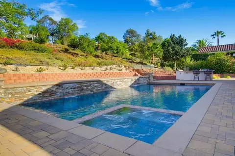 Exterior - 14326 Sandhill Rd, Poway, CA 92064 photo 8 of 20