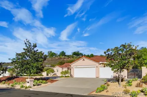 Exterior - 14326 Sandhill Rd, Poway, CA 92064 photo 14 of 20
