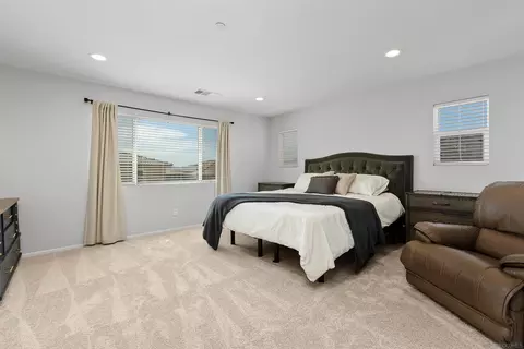 Bedroom - 35769 Asturian Way, Fallbrook, CA 92028 photo 4 of 6
