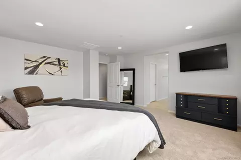 Bedroom - 35769 Asturian Way, Fallbrook, CA 92028 photo 3 of 6