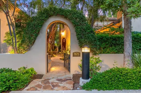 7675 Allegro Ln, San Diego, CA 92127
