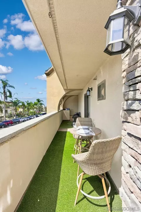 Exterior - 7509 Draper #210, La Jolla, CA 92037 photo 2 of 2