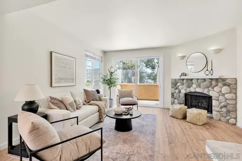 13891 Pinkard Way UNIT 81, El Cajon, CA 92021