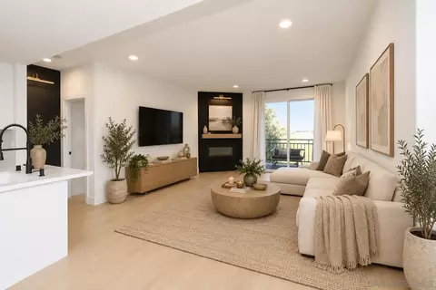 580 Camino De La Reina #227, San Diego, CA 92108