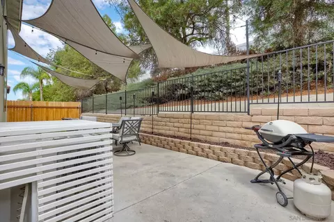 Exterior - 42066 Chestnut, Temecula, CA 92591 photo 5 of 14