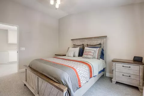 Bedroom - 42066 Chestnut, Temecula, CA 92591 photo 2 of 4