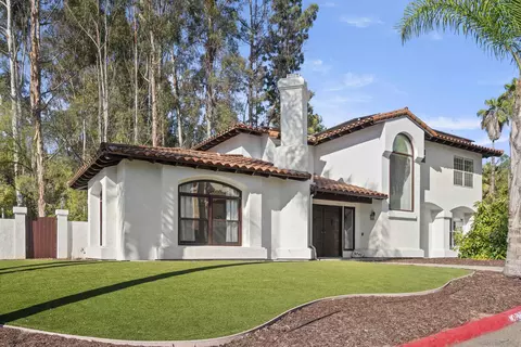 Exterior - 9742 Raspberry Ice Ln, La Mesa, CA 91941 photo 5 of 17