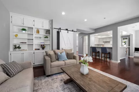 Living - 9742 Raspberry Ice Ln, La Mesa, CA 91941 photo 2 of 4