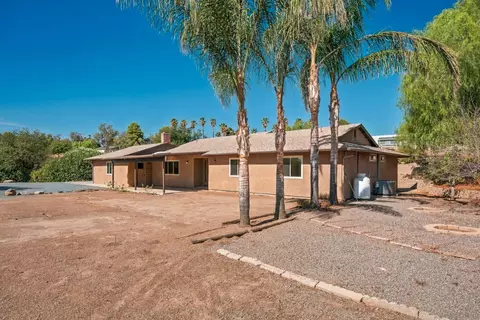 Exterior - 1029 Olive Ave, Ramona, CA 92065 photo 5 of 14