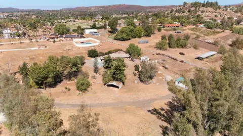 View/Area - 1029 Olive Ave, Ramona, CA 92065 photo 2 of 7