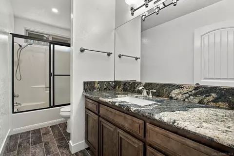 Bath - 1029 Olive Ave, Ramona, CA 92065 photo 5 of 5