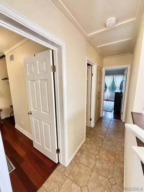 Entry Way - 230 Tarango Pl, Spring Valley, CA 91977 photo 3 of 4