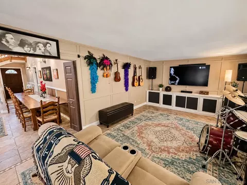 Living - 230 Tarango Pl, Spring Valley, CA 91977 photo 2 of 2