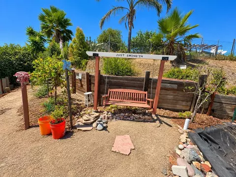 Exterior - 230 Tarango Pl, Spring Valley, CA 91977 photo 8 of 10