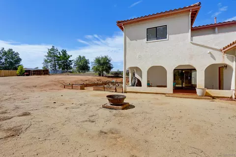 Exterior - 16819 Daza Dr, Ramona, CA 92065 photo 8 of 11