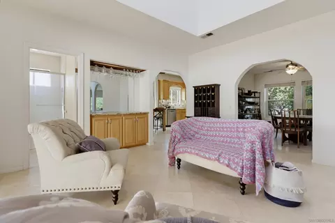 Living - 16819 Daza Dr, Ramona, CA 92065 photo 4 of 5
